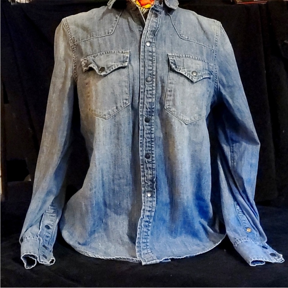 Madewell Denim Button Up Shirt size Large